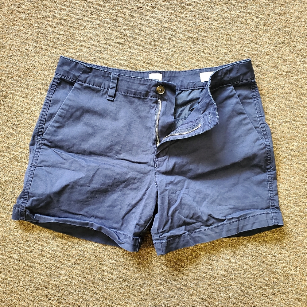 Gap shorts